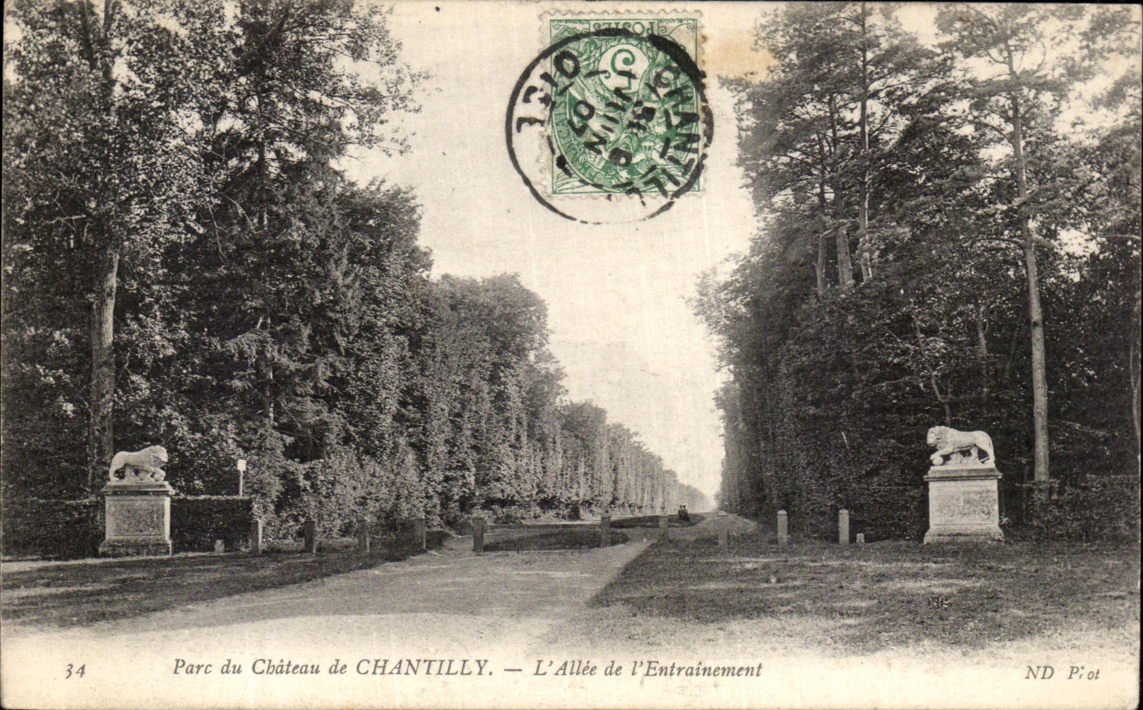 VINTAGE POSTCARD Castle of Chantilly Park Gone of L drive