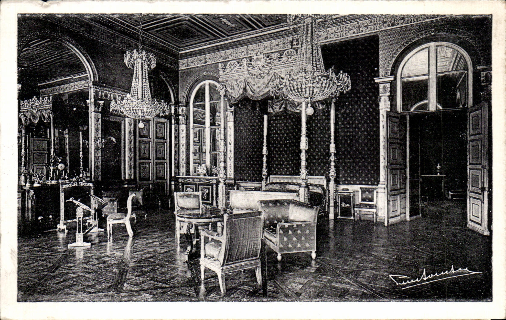 VINTAGE POSTCARD Compiegne Palais Room has to lay down empresses
