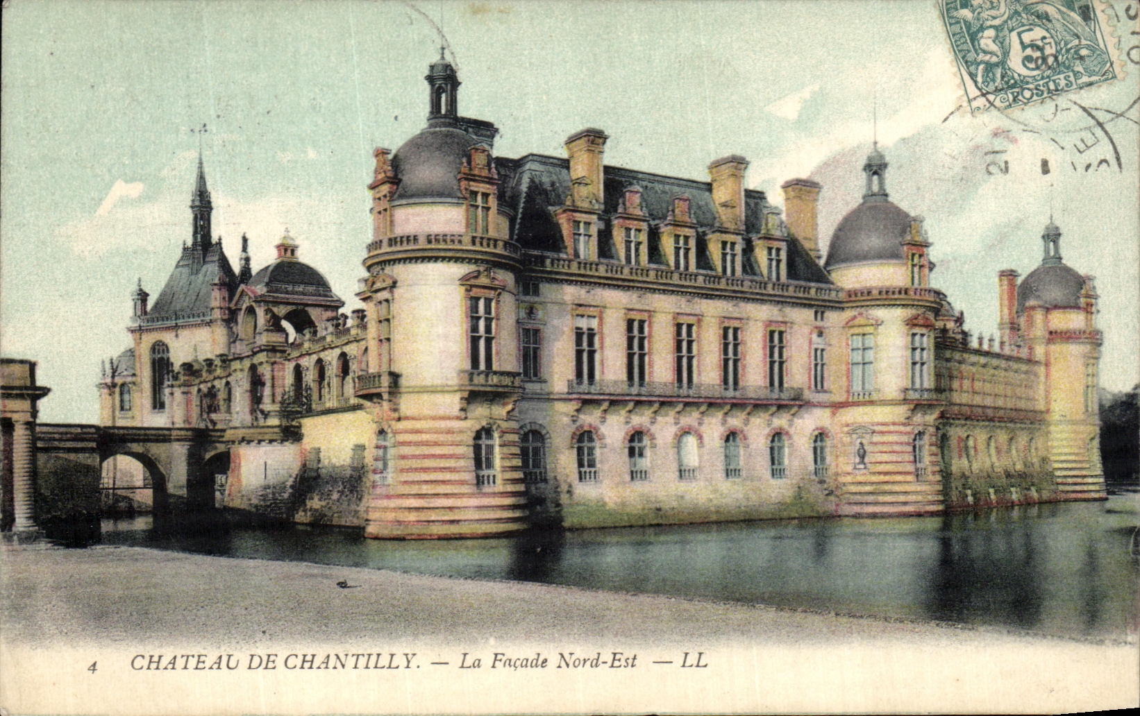 VINTAGE POSTCARD Castle Of Chantilly the Northern Frontage Is