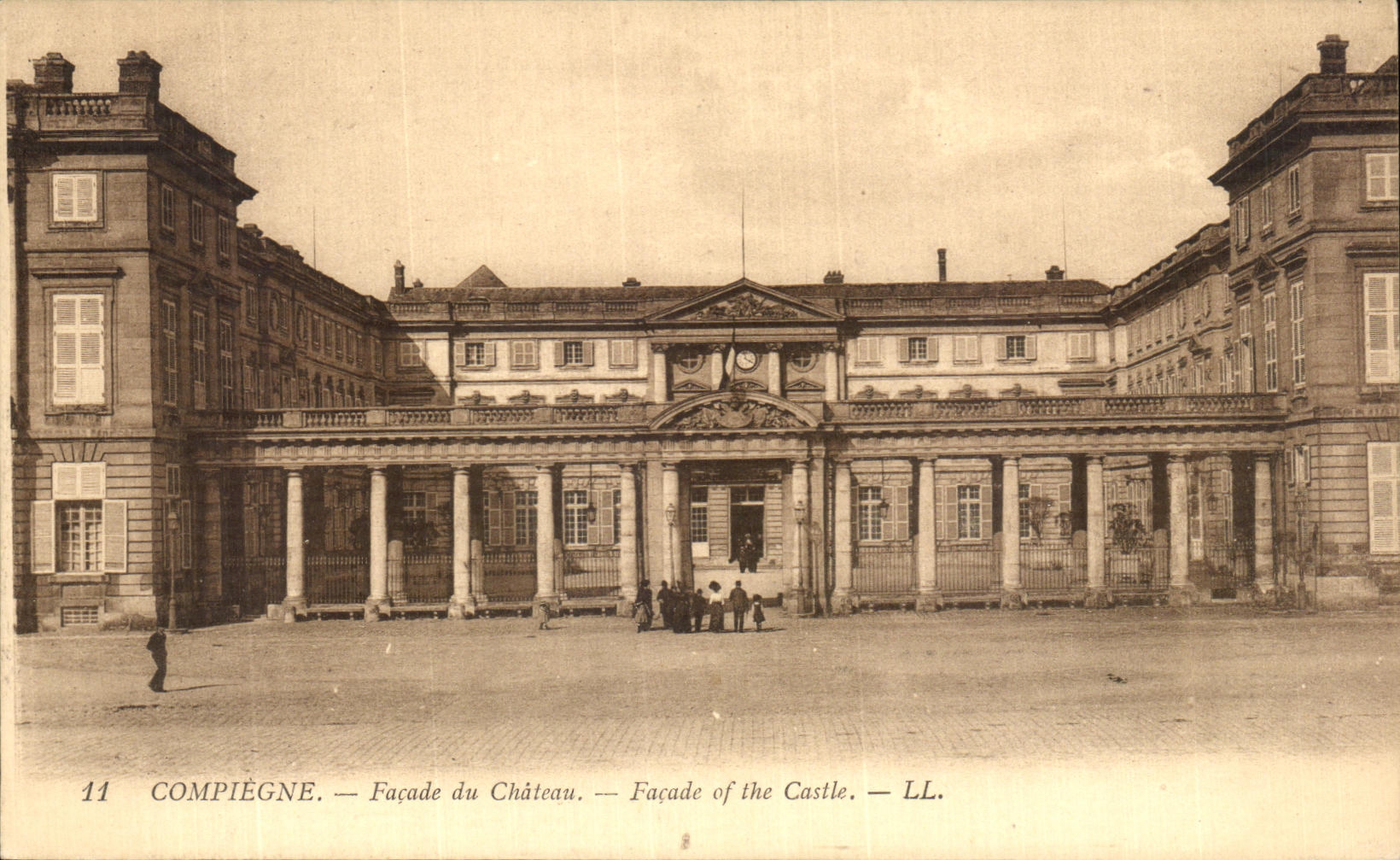 VINTAGE POSTCARD Compiegne Frontage Castle