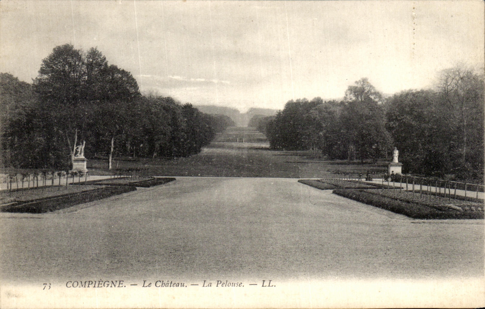 VINTAGE POSTCARD Compiegne the Castle the Lawn