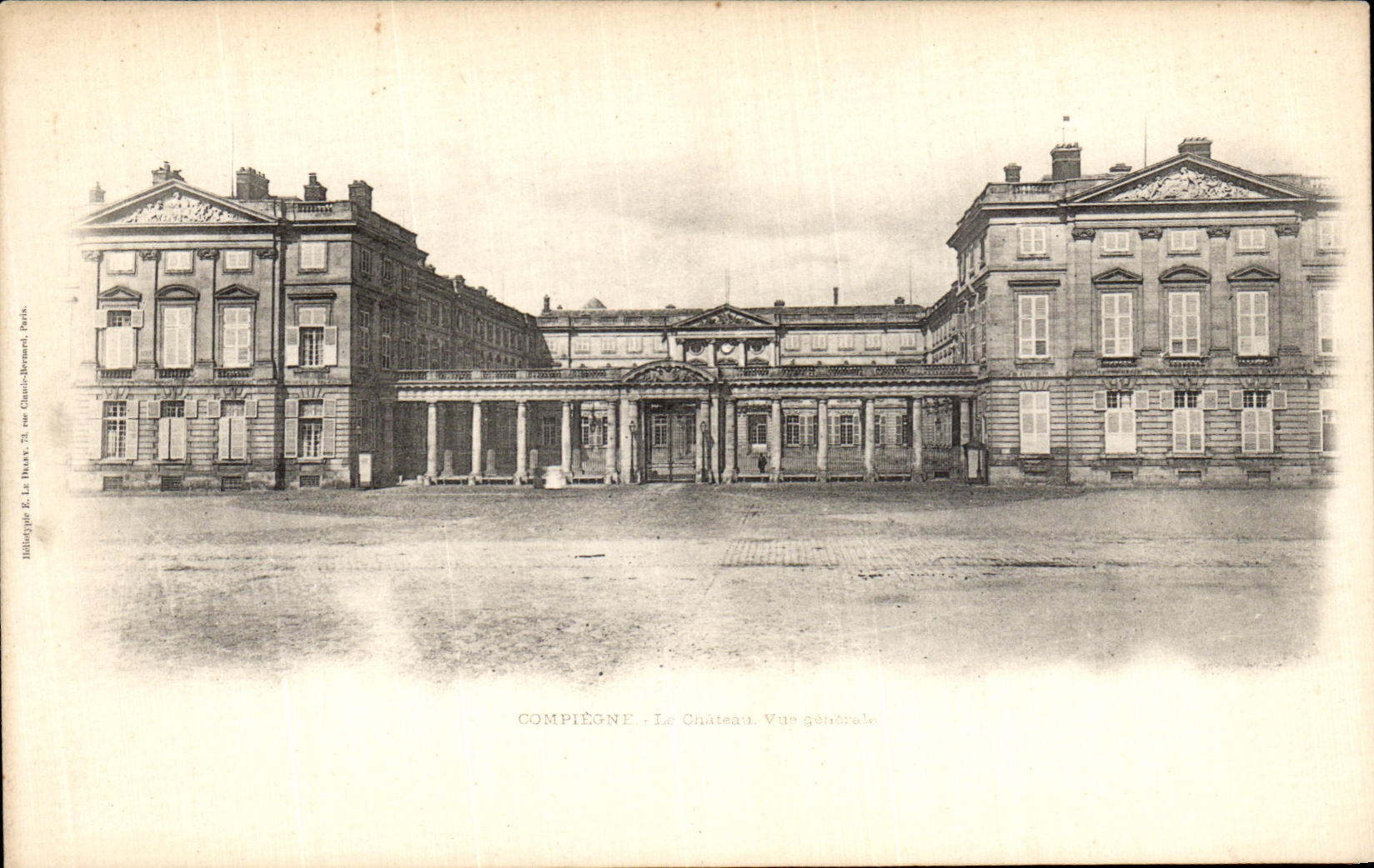 VINTAGE POSTCARD Compiegne the castle View
