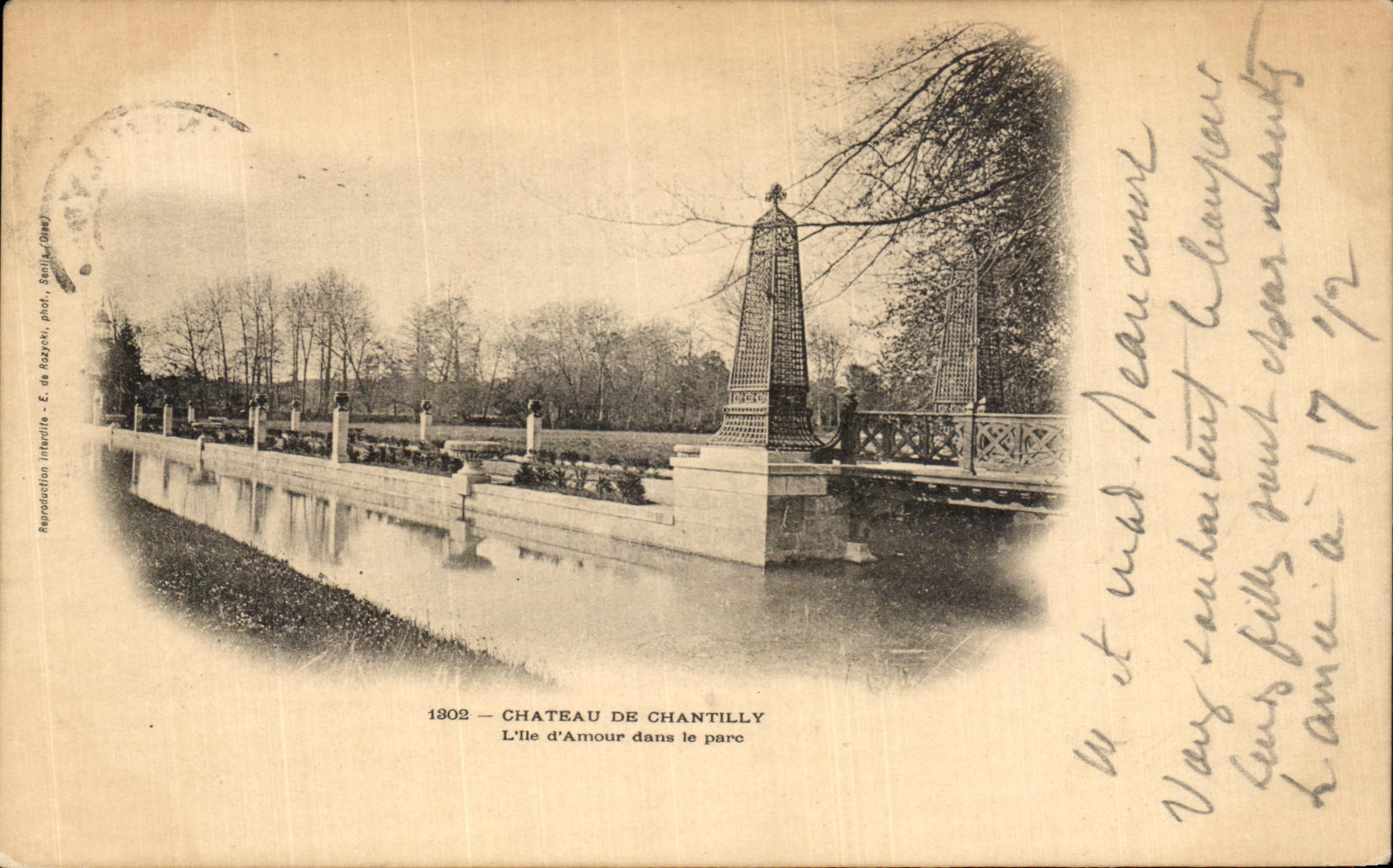 VINTAGE POSTCARD Castle Of Chantilly L Island D Love in the Park