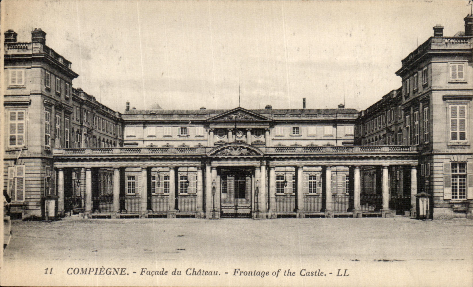 VINTAGE POSTCARD Compiegne Frontage of the Castle