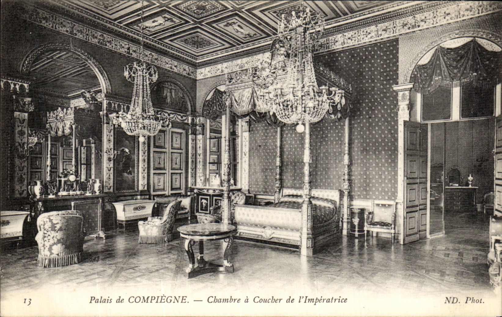 VINTAGE POSTCARD Palais of Compiegne Chambre has Coucher L Imperatrice