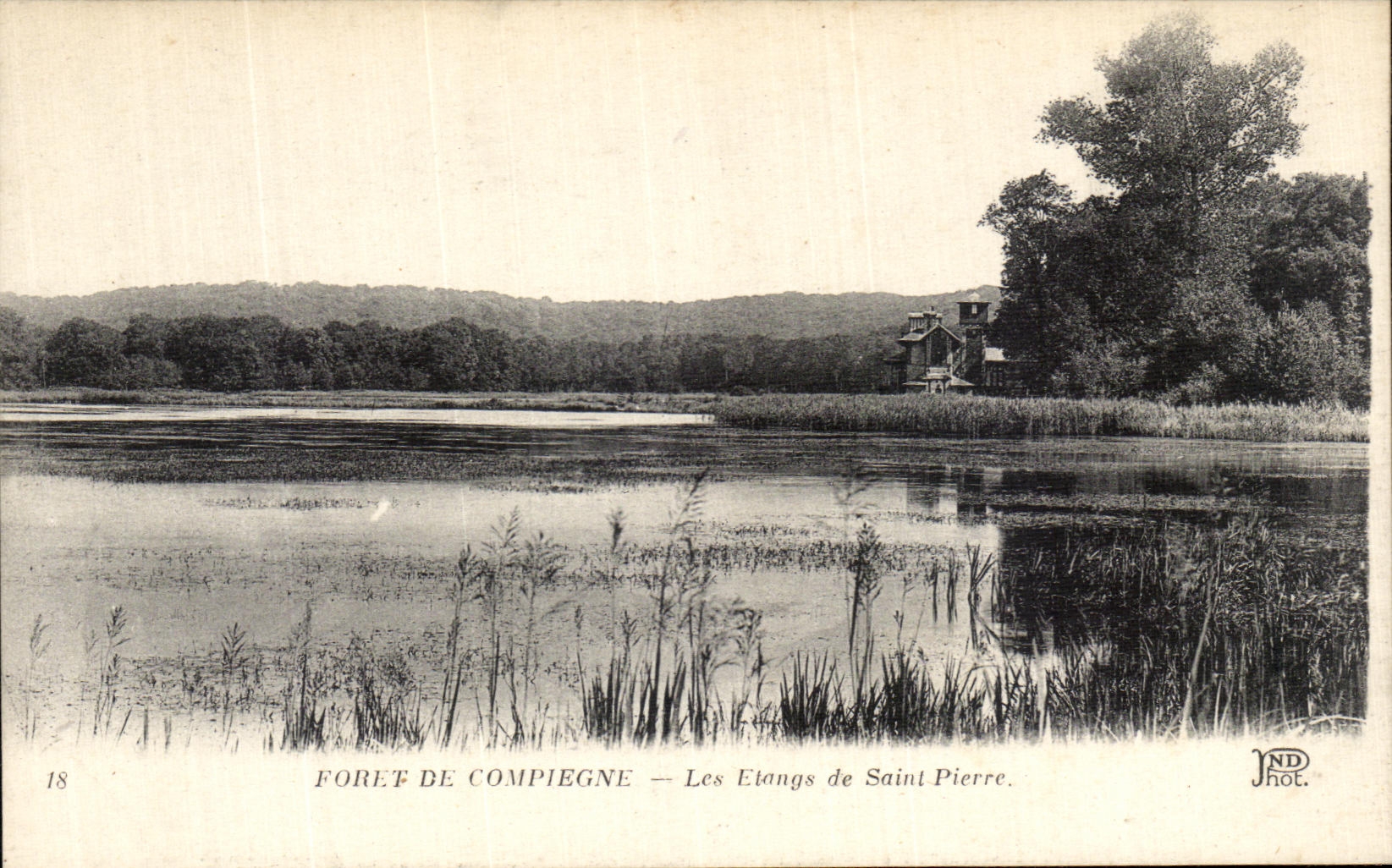 VINTAGE POSTCARD Strong Of Compiegne Ponds of Saint Pierre