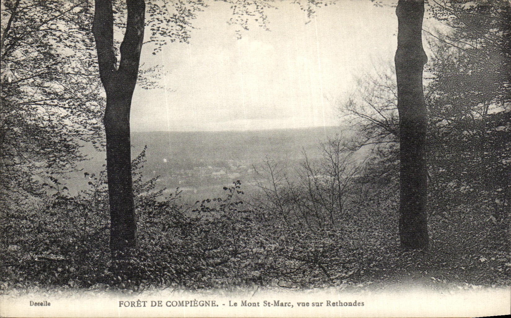 VINTAGE POSTCARD Drill Of Compiegne the Mount St Marc Seen On Rethondes