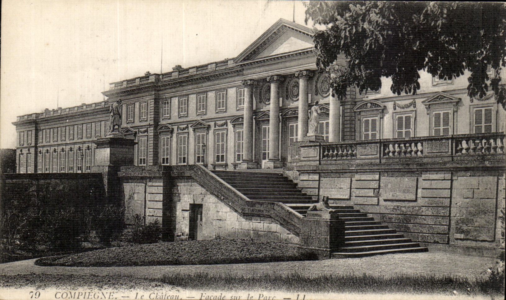 VINTAGE POSTCARD Compiegne the Castle Frontage on the Park