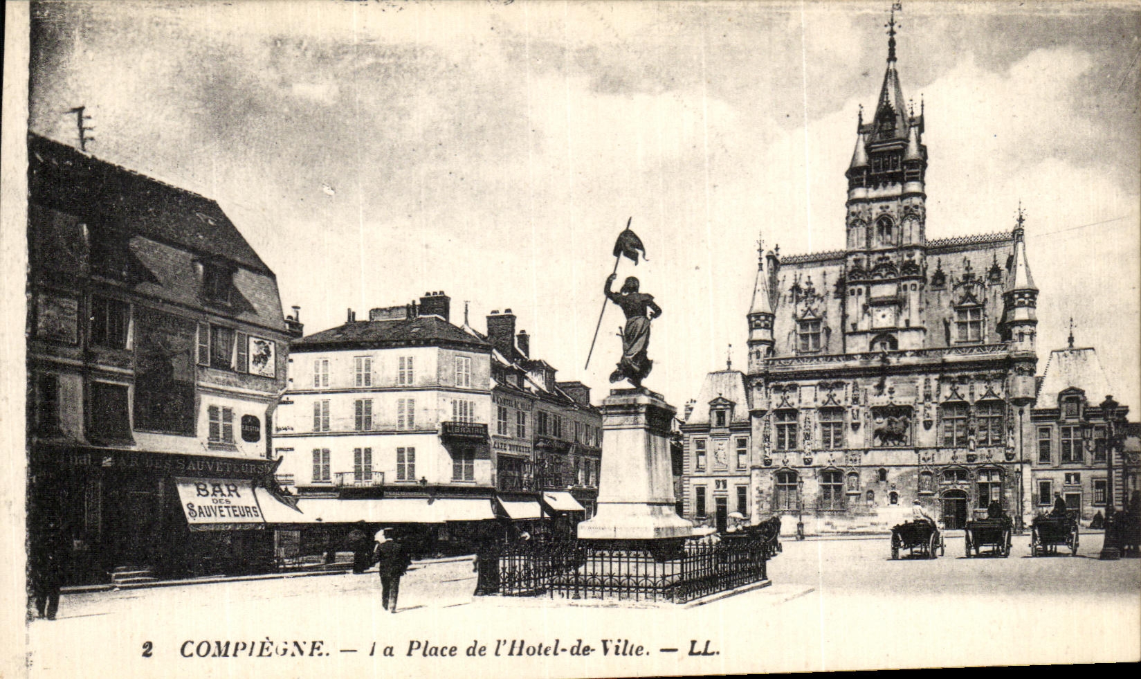 VINTAGE POSTCARD Compiegne the Place of L Town hall