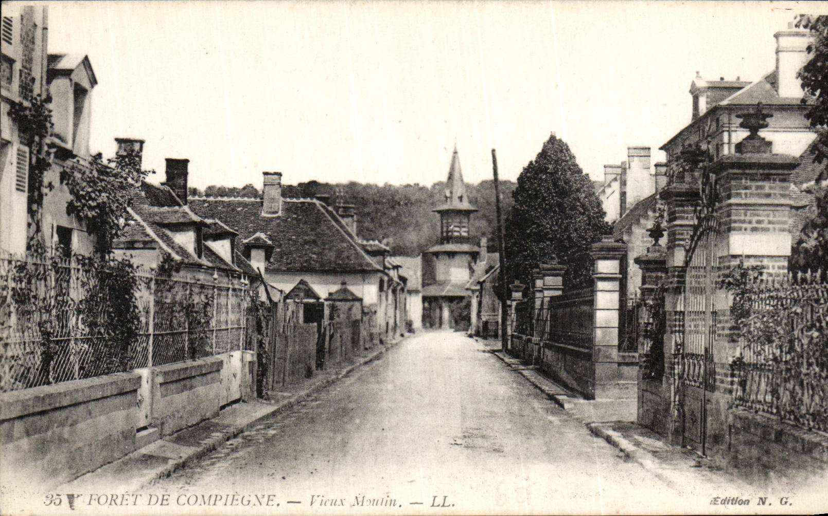 VINTAGE POSTCARD Drill of Compiegne Old mill