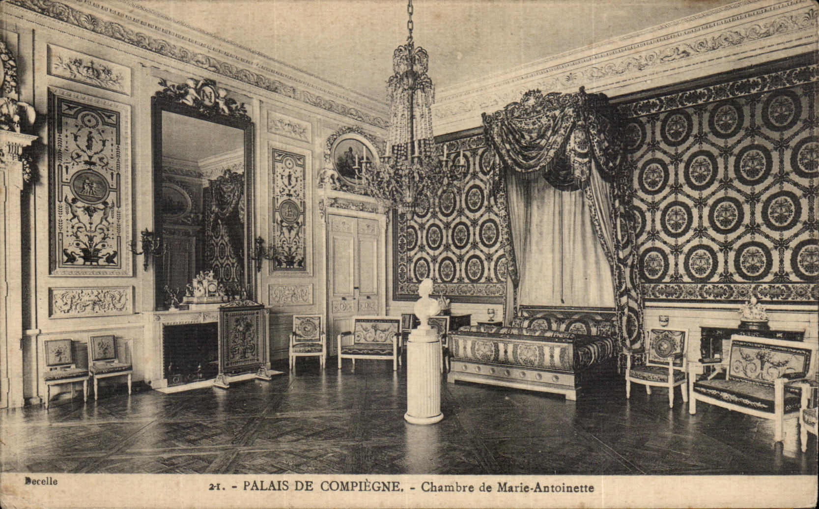VINTAGE POSTCARD Palate of Compiegne Room of Marie Antoinette
