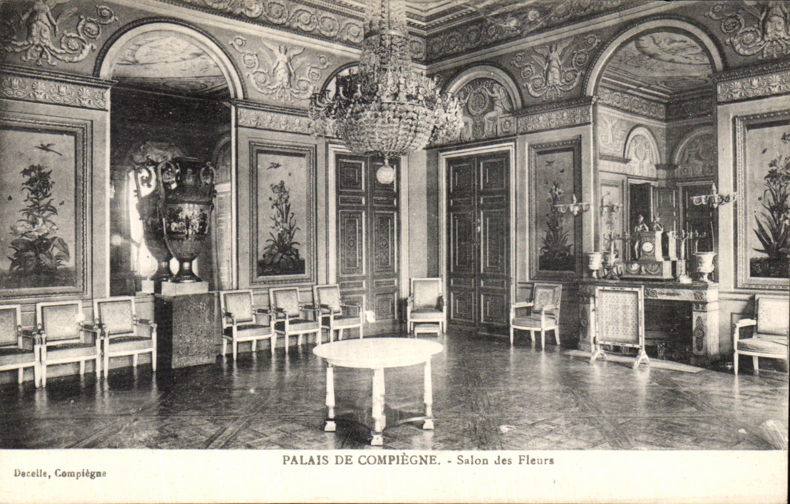VINTAGE POSTCARD Palate of Compiegne Living room of the Flowers