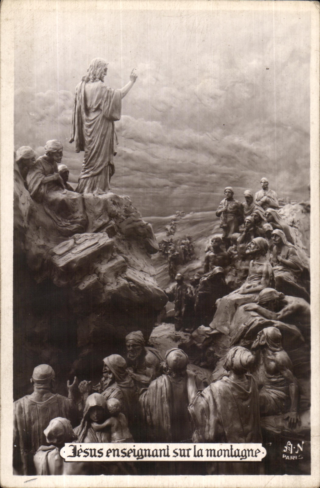 CPA Jesus ensaignant sur la montagne 