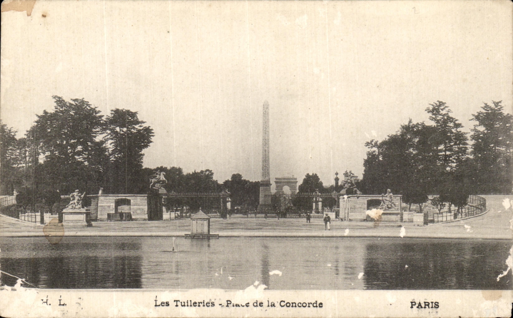 VINTAGE POSTCARD Paris Tileries places Harmony