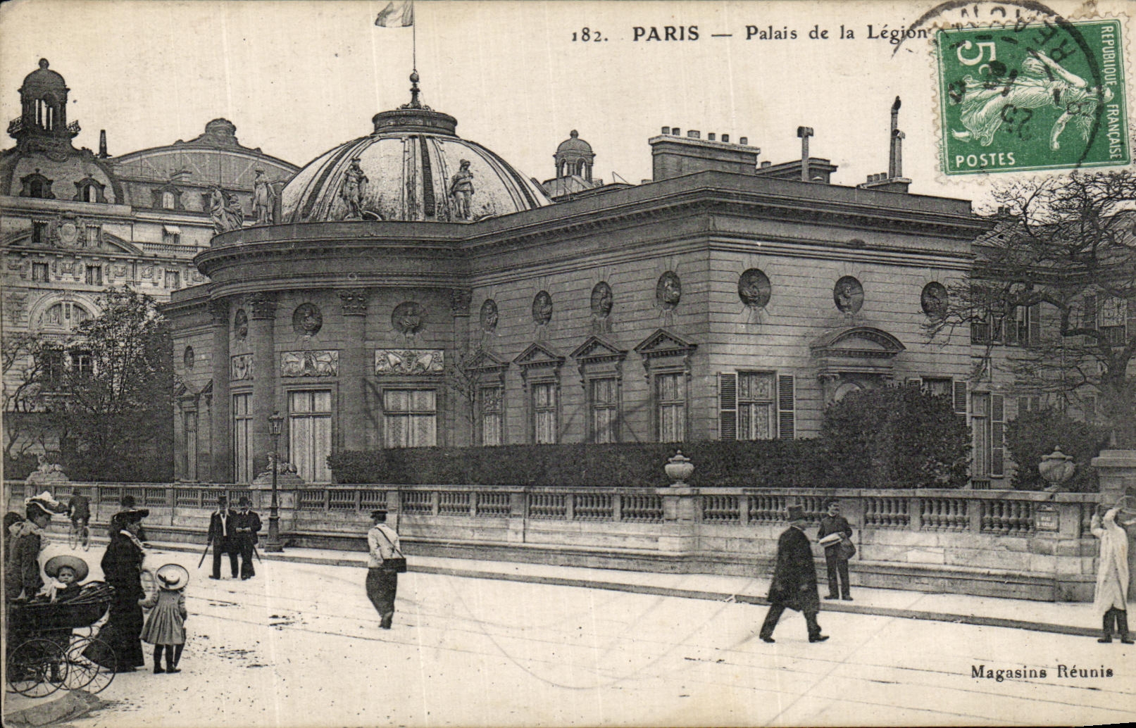 VINTAGE POSTCARD Paris Palate of the Legion D honor