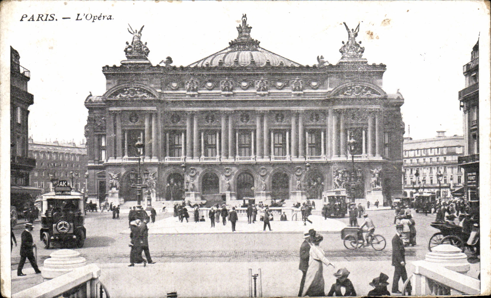 VINTAGE POSTCARD Paris L Operated