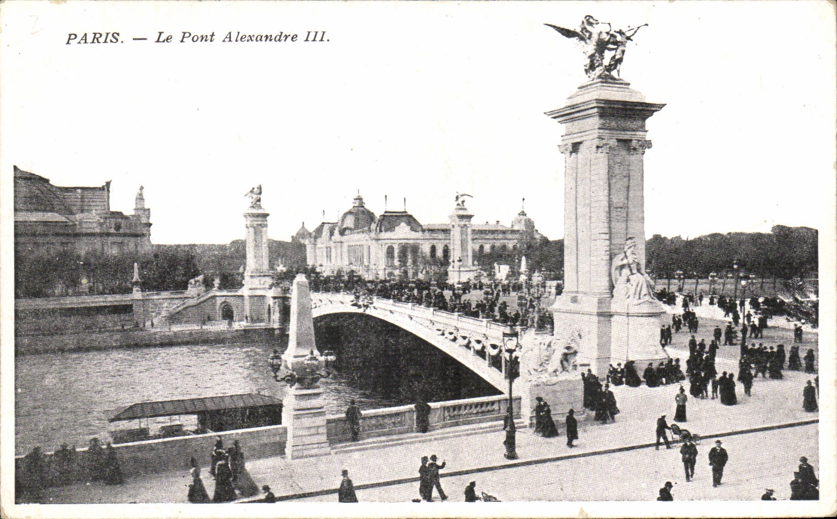 VINTAGE POSTCARD Paris the Bridge Alexandre III