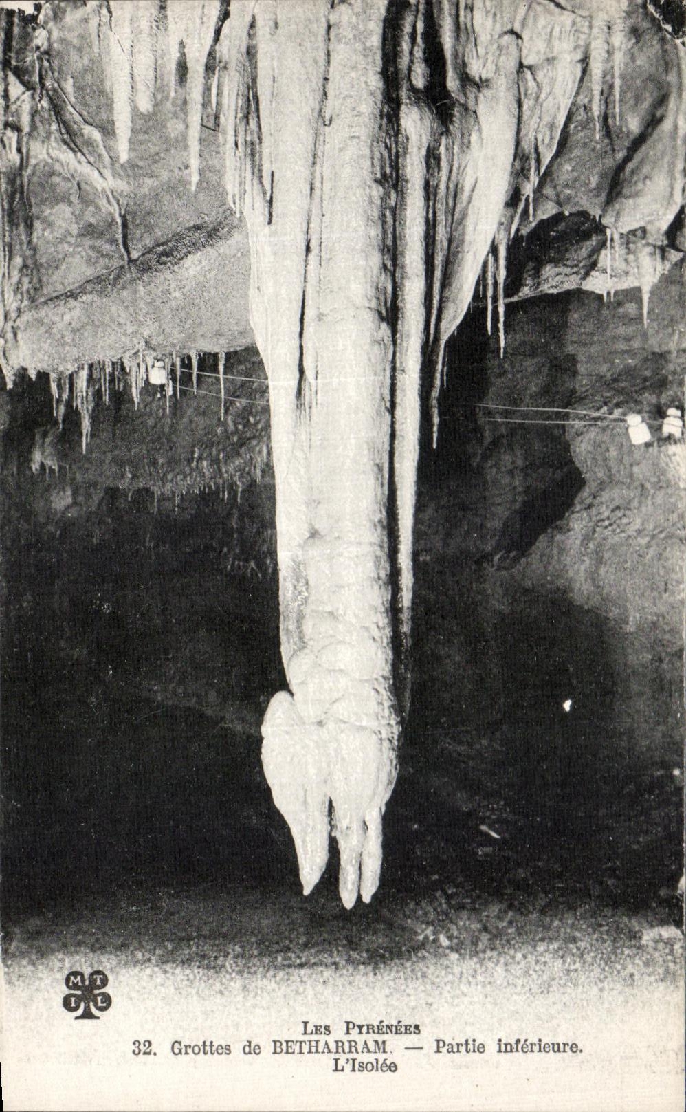 VINTAGE POSTCARD Caves of Betharram Lower part