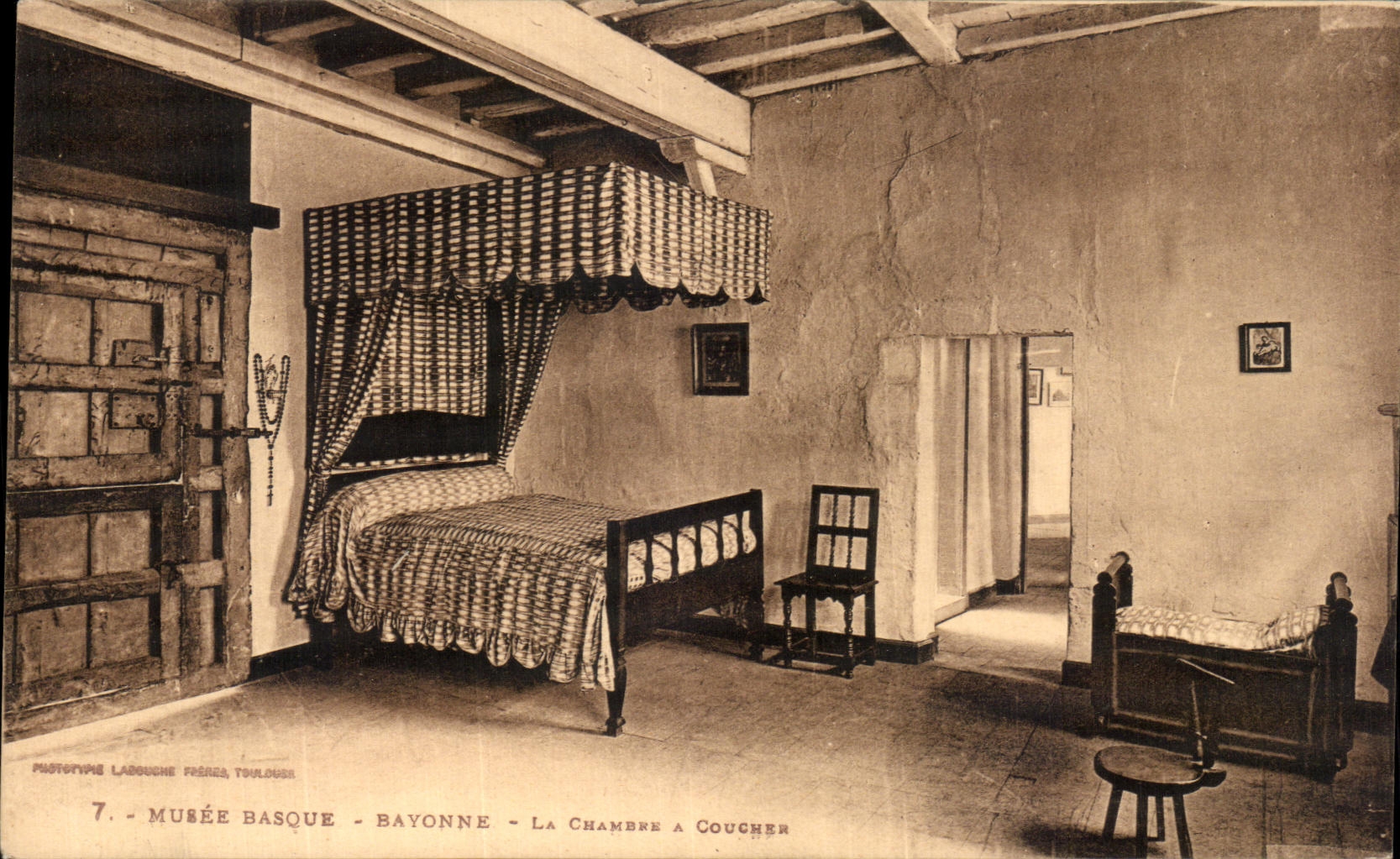 VINTAGE POSTCARD Museum Bayonne Basque the Room To be slept
