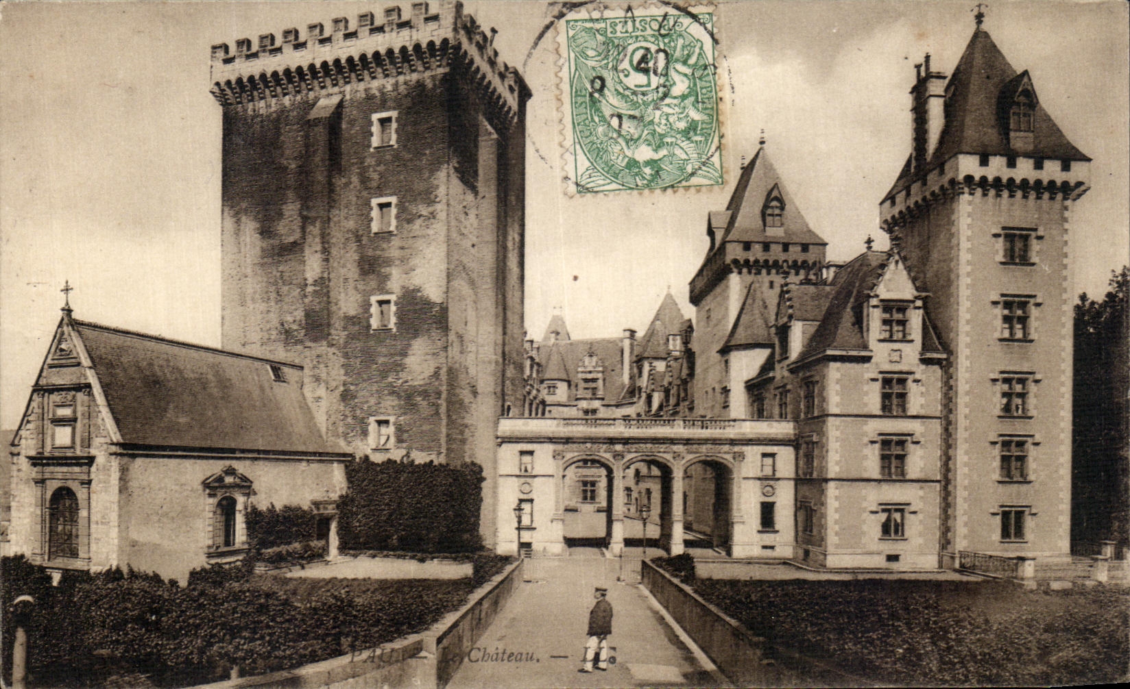 VINTAGE POSTCARD Pau the Castle
