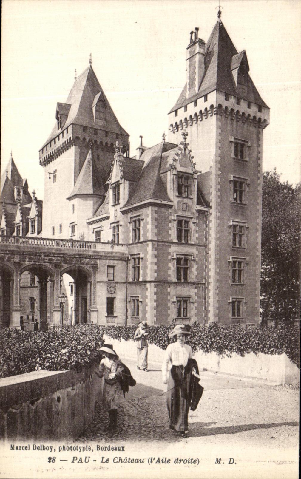 CPA Pau Le Chateau 