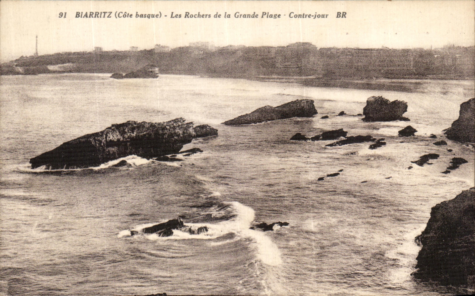 VINTAGE POSTCARD Biarritz Rocks Of Main beach Against day