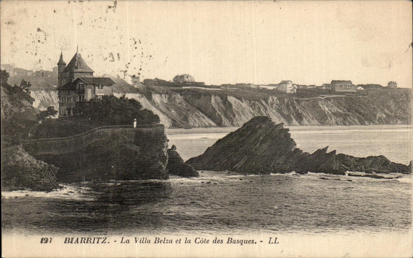 VINTAGE POSTCARD Biarritz the Belza Villa And The coast of Basques