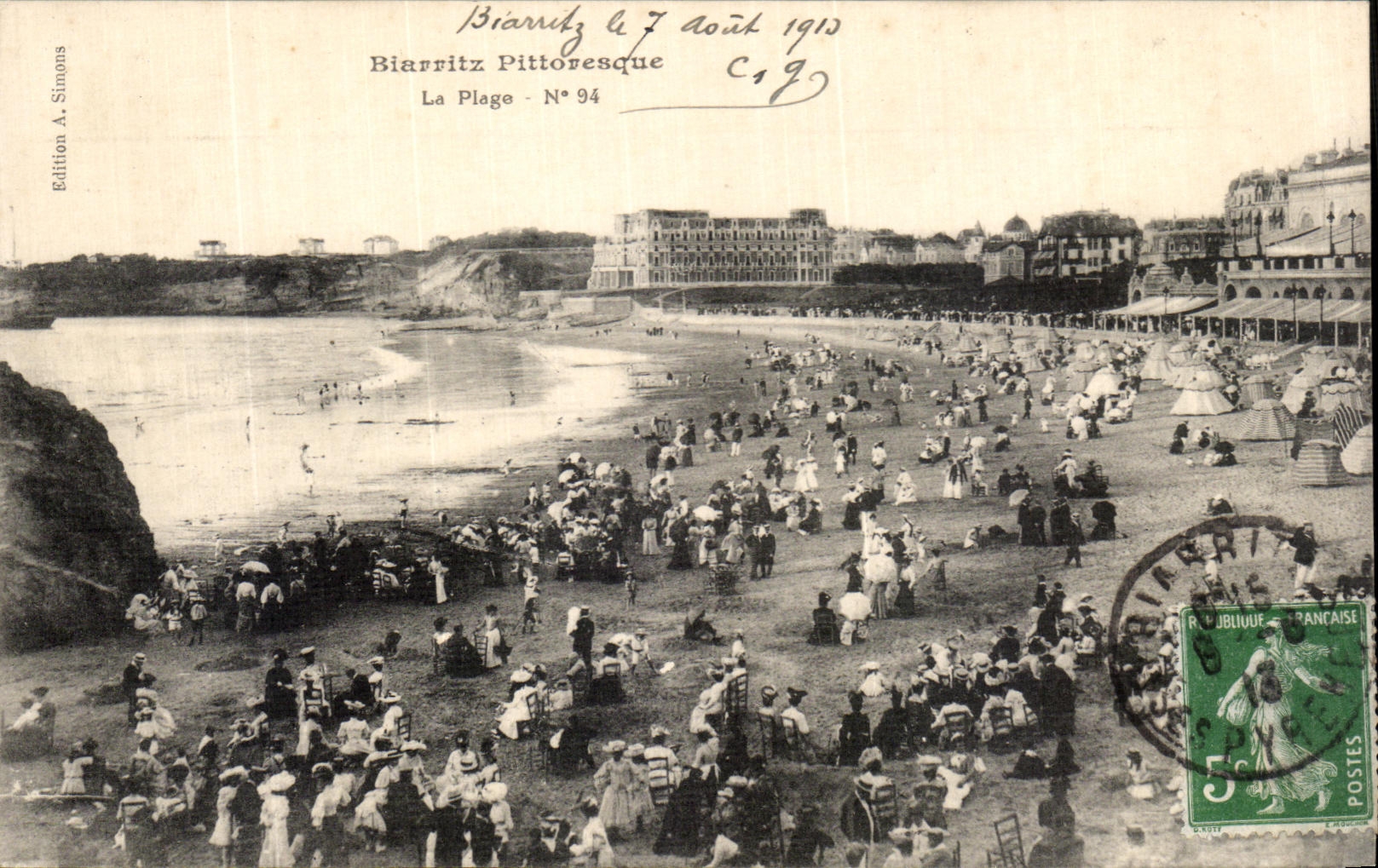 VINTAGE POSTCARD Picturesque Biarritz the Beach
