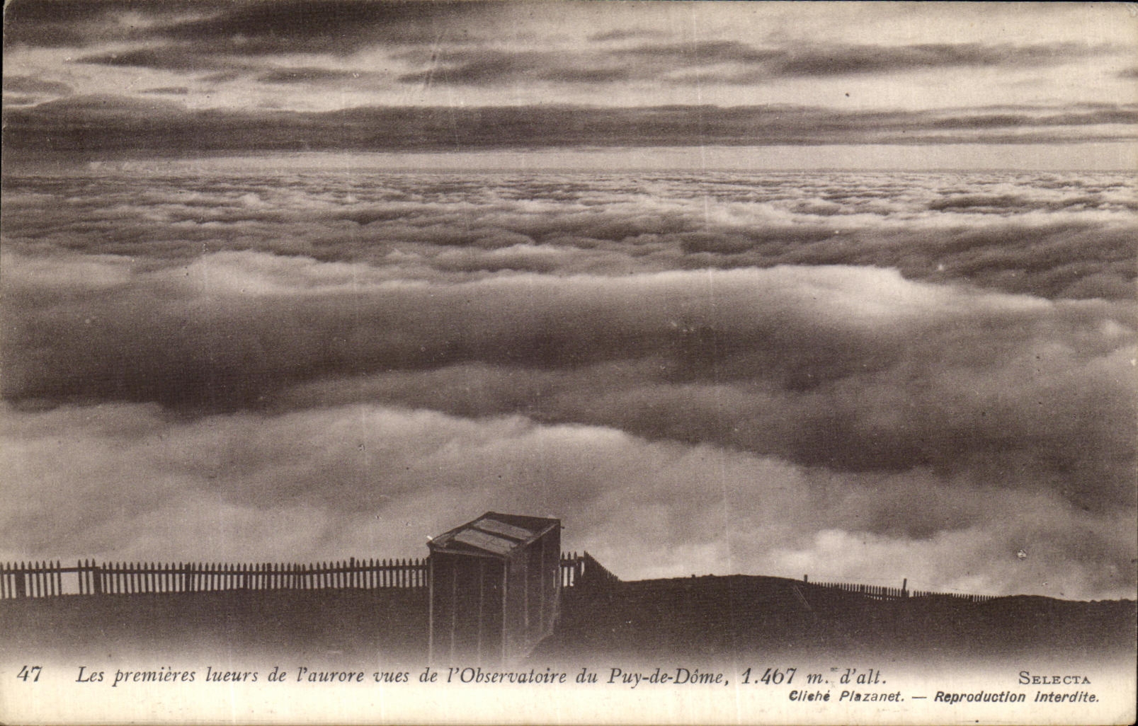 VINTAGE POSTCARD First Gleams of L dawn Seen Of L Observatory of Puy De Dome