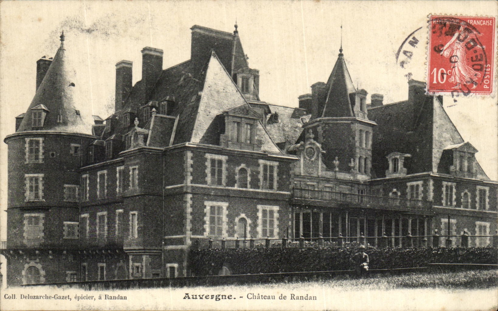VINTAGE POSTCARD Auvergne Castle of Randan