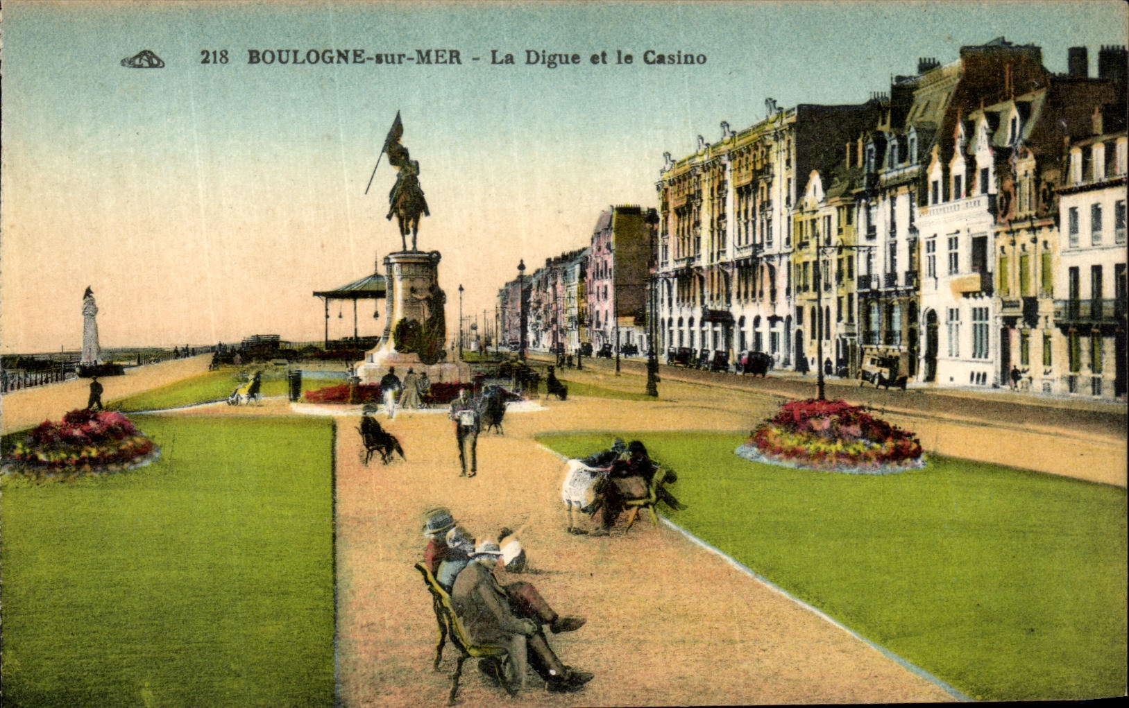 VINTAGE POSTCARD Boulogne On Sea the Dam And the Casino