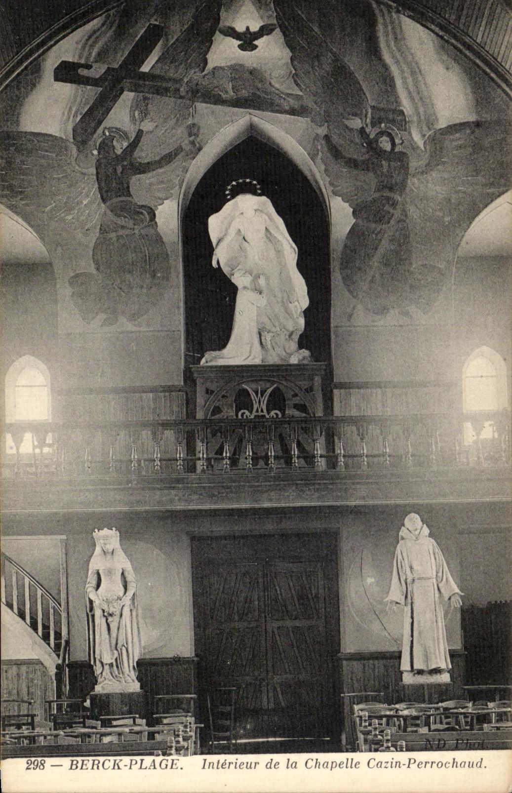 VINTAGE POSTCARD Berck Beach Interior of the Vault Cazin Perrochaud