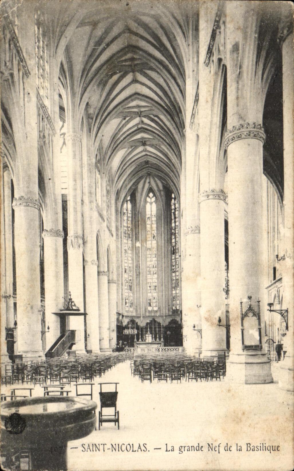 VINTAGE POSTCARD Saint Nicolas the Great Nave of the Basilica