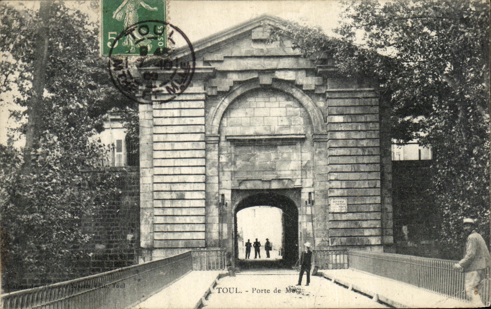 Los alrededores de Toul de la POSTAL de la VENDIMIA llevan de Metz