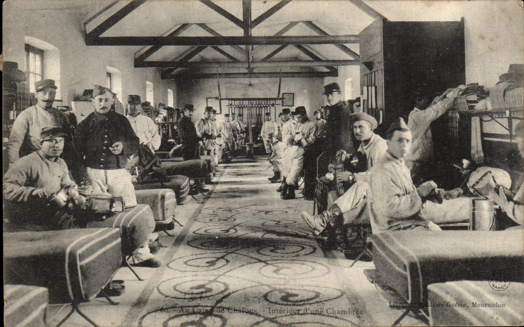 VINTAGE POSTCARD With the Interior camp of Trawl nets D a Militaria barrack room