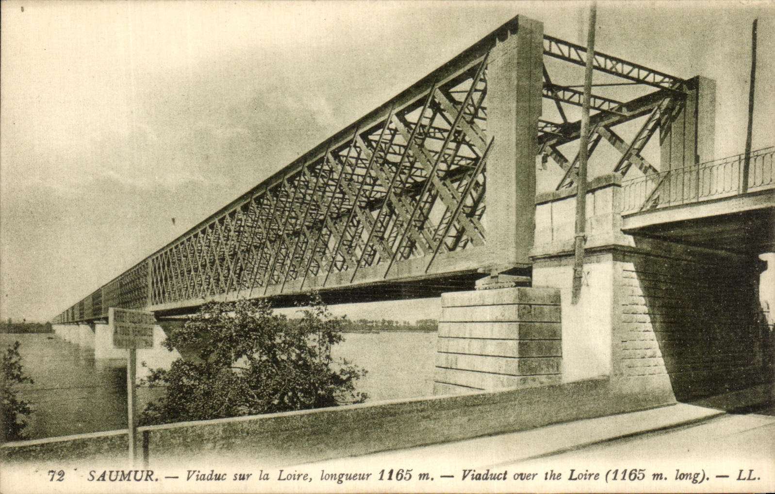 VINTAGE POSTCARD Saumur Viaduct On the Loire