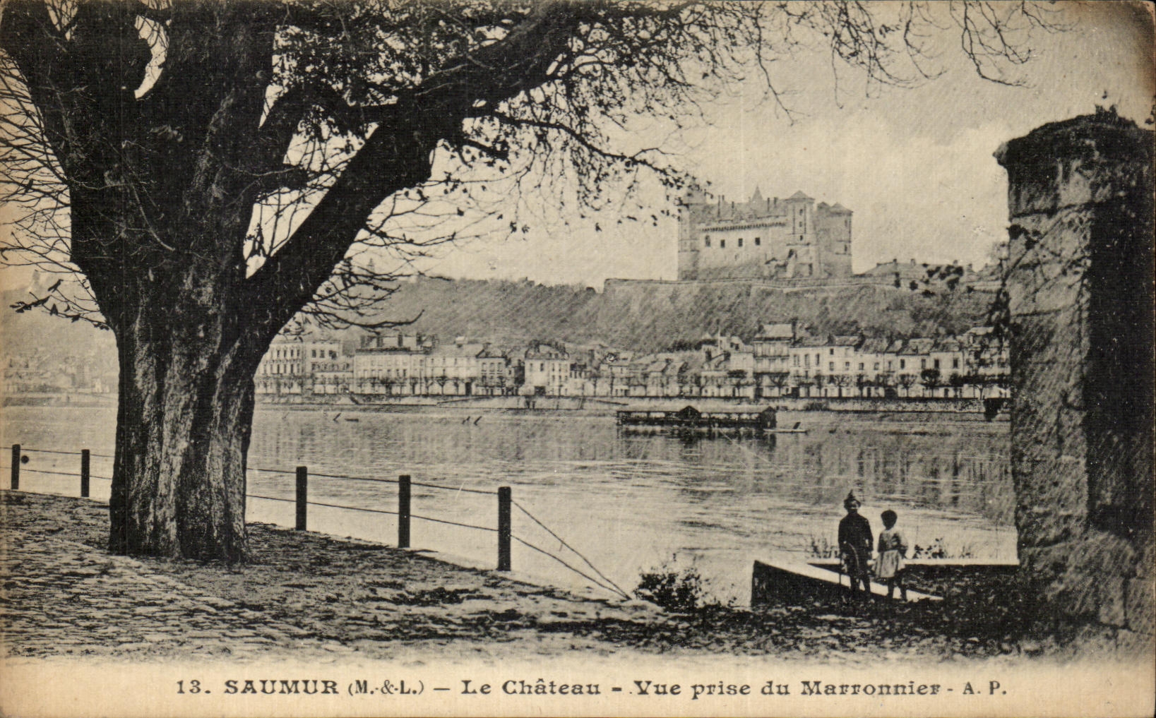 VINTAGE POSTCARD Saumur the Castle Seen from of the Chestnut trees Children