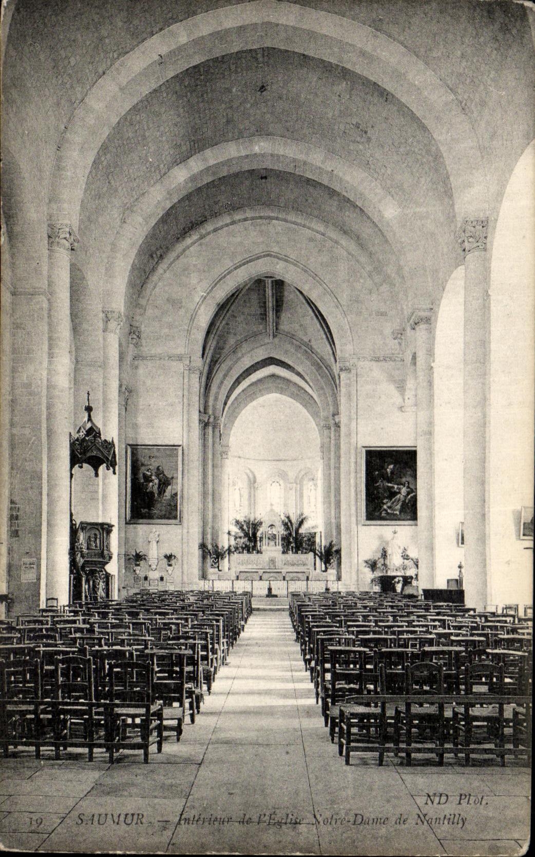 VINTAGE POSTCARD Interior Saumur Of L Church Notre Dame De Nantitily