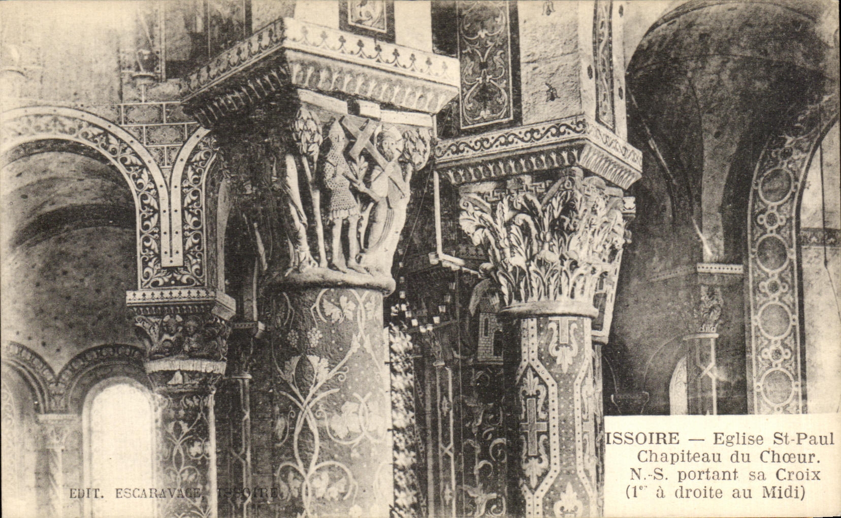 VINTAGE POSTCARD Issoire Church St Paul Capital of the chorus NS carrying its cross