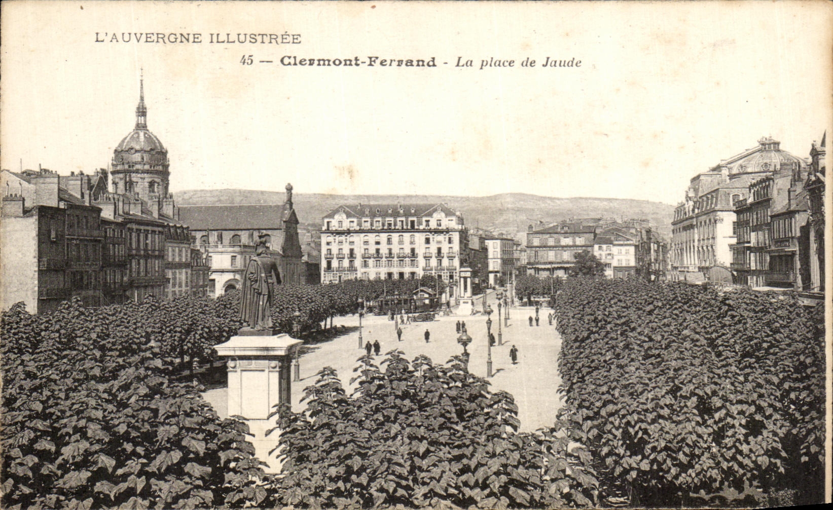 VINTAGE POSTCARD Clermont Ferrand the Place of Jaude