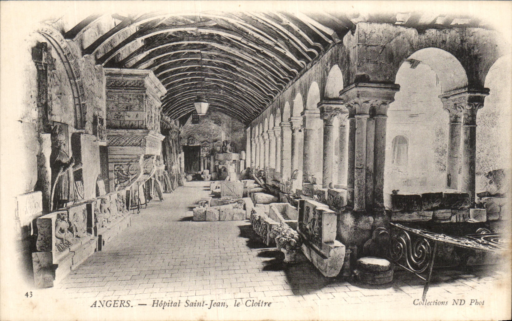 VINTAGE POSTCARD Angers Holy Hospital Jean the Cloister