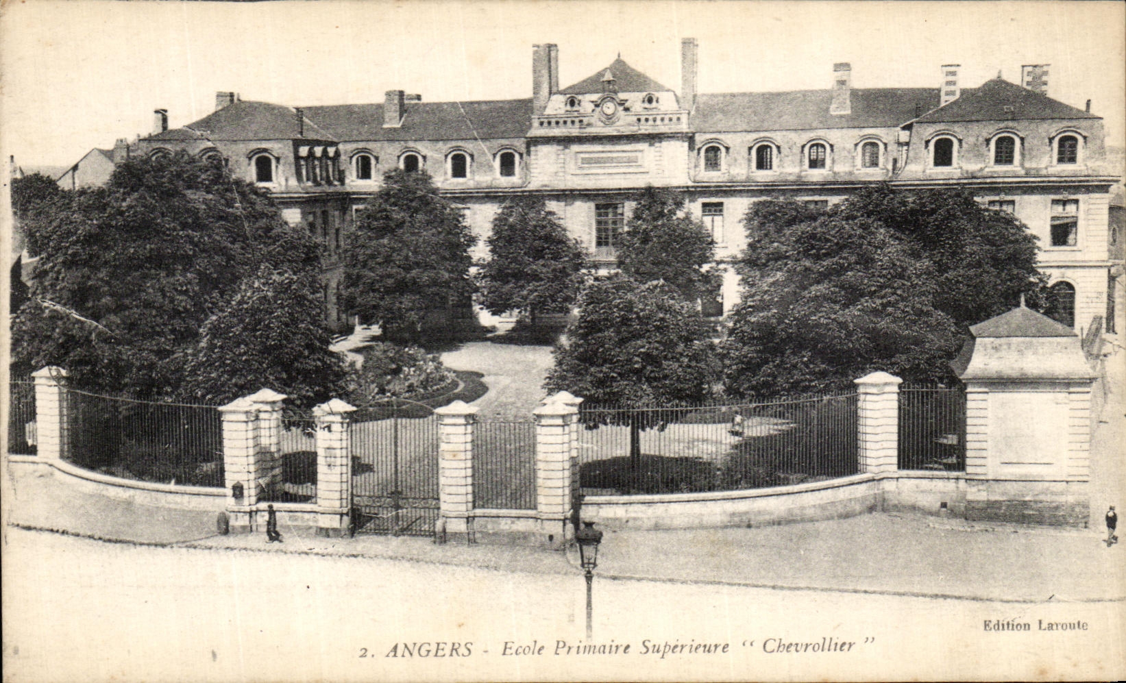 VINTAGE POSTCARD Angers Higher Elementary school Chevrollier