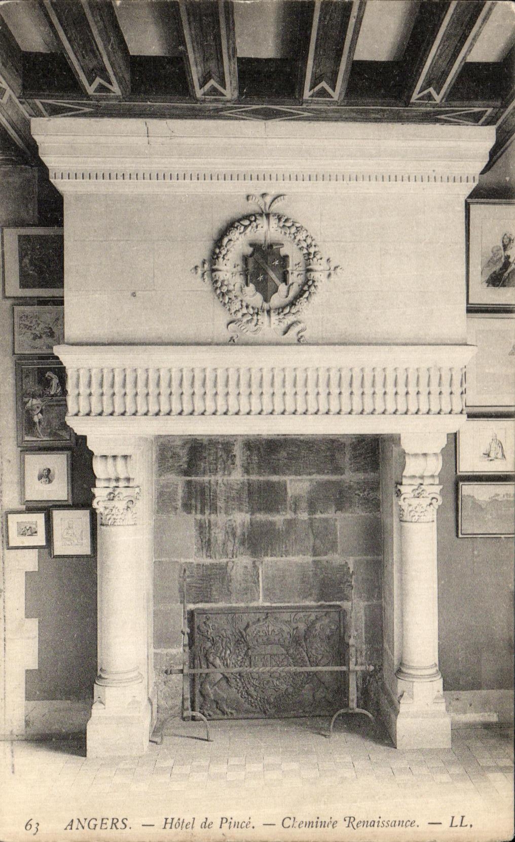 VINTAGE POSTCARD Angers Hotel of Grip Chimney Renaissance