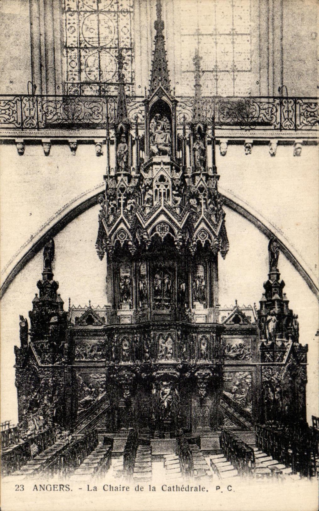 VINTAGE POSTCARD Angers the Pulpit Of the Cathedral