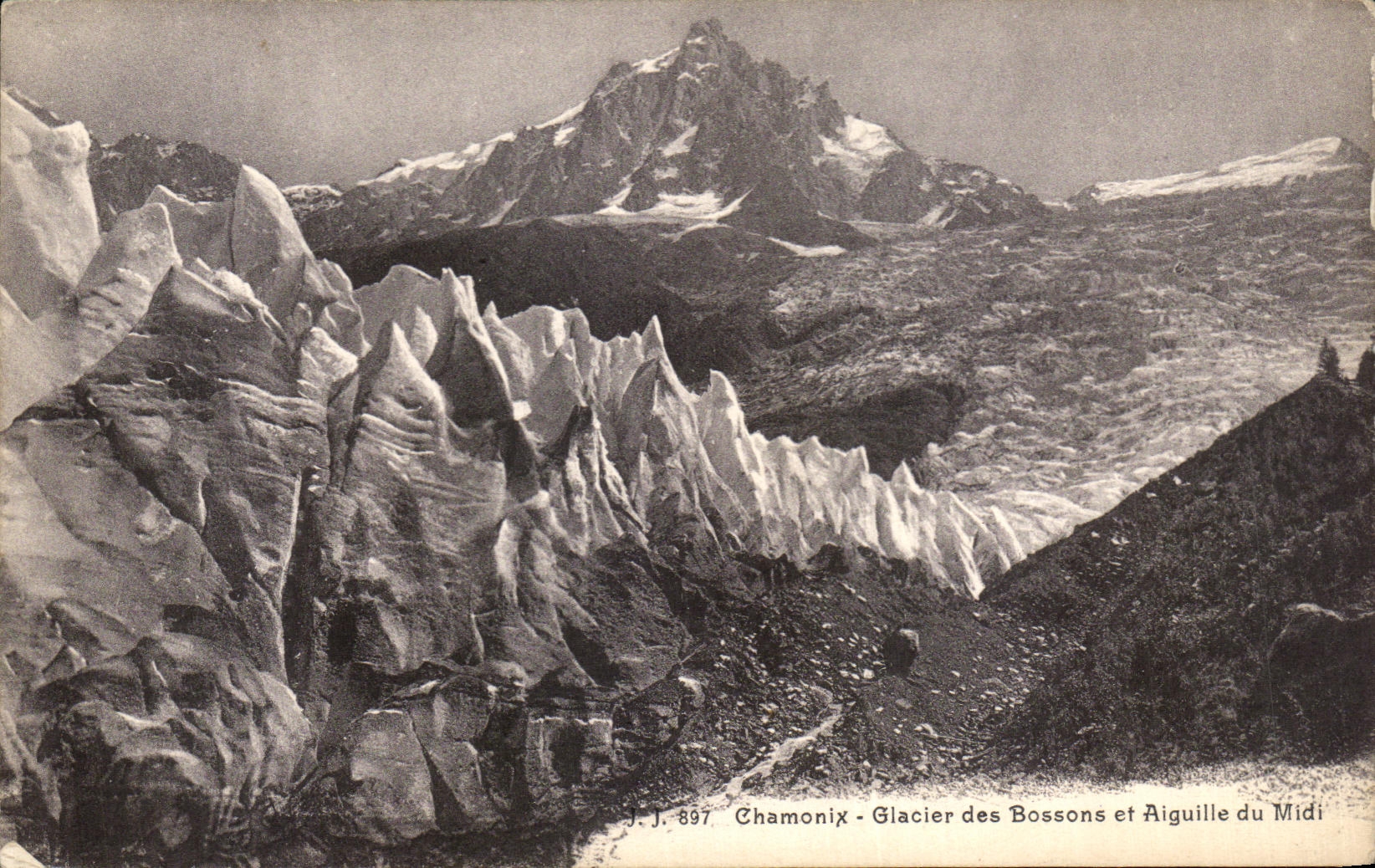 VINTAGE POSTCARD Chamonix Glacier Of Bossones And Aiguille South