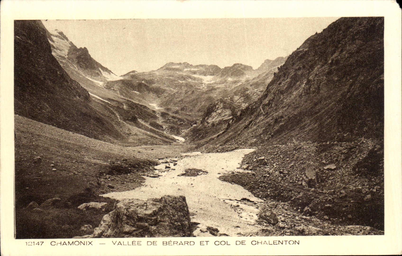 VINTAGE POSTCARD Chamonix Valley De Berard And Col De Chalenton