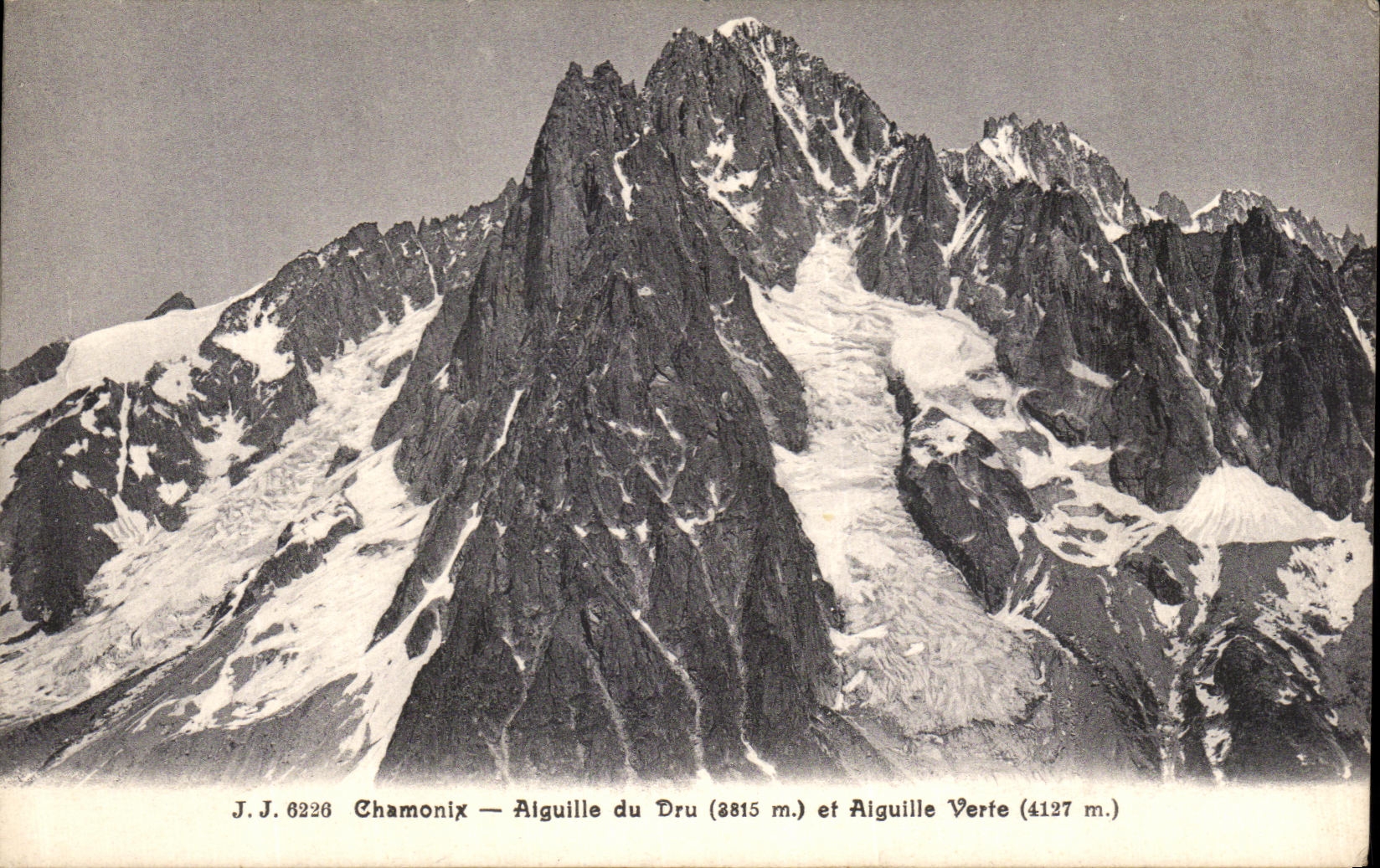 VINTAGE POSTCARD Chamonix Alguille of Thickly and Switches Green