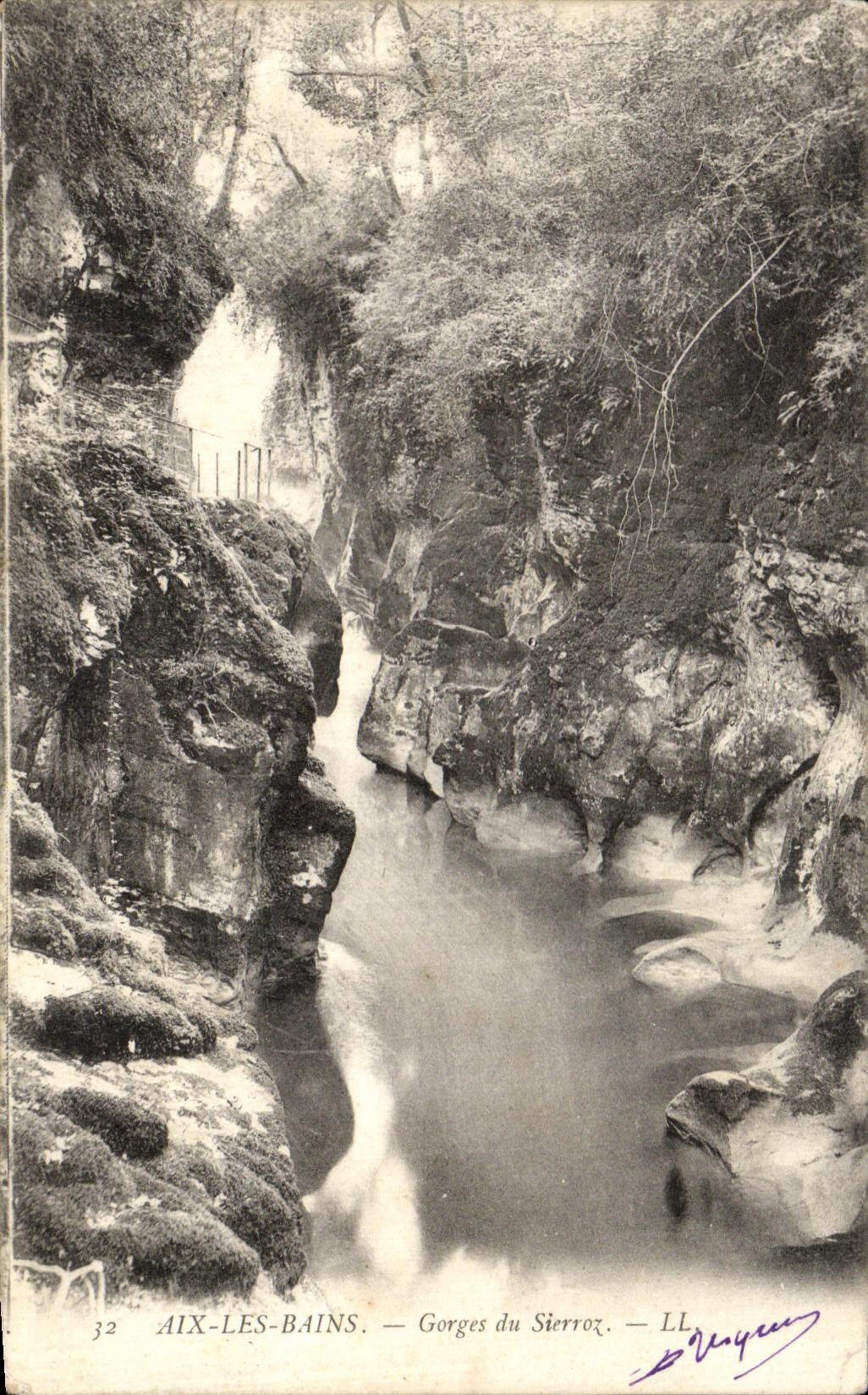 VINTAGE POSTCARD Aix les Bains Falls of Sierroz