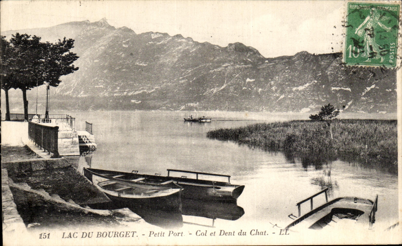 VINTAGE POSTCARD Lake Of Le Bourget Small Port Collar and Tooth of the Cat