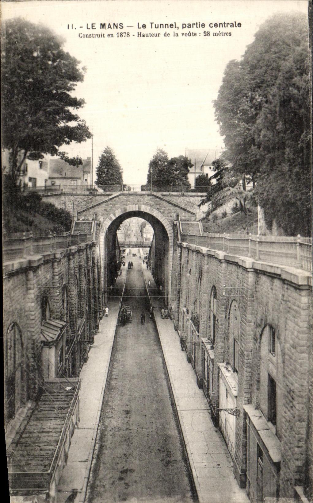 VINTAGE POSTCARD Mans the Tunnel Central part